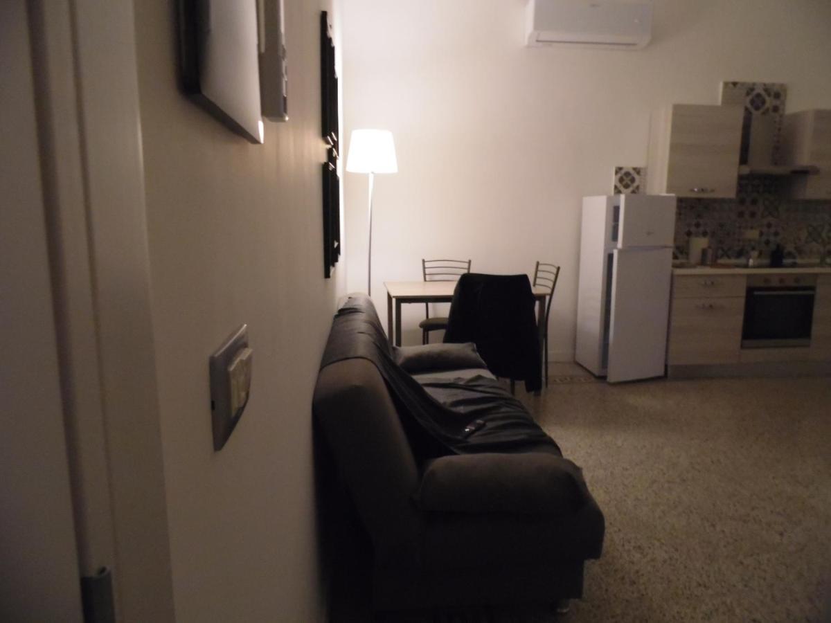 Chiarini22 Apartments Napoli Eksteriør billede