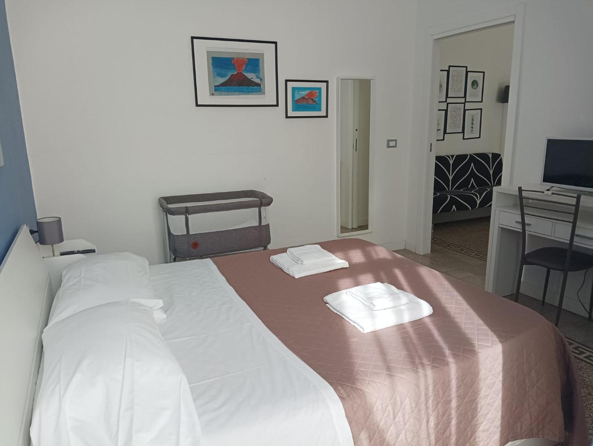 Chiarini22 Apartments Napoli Eksteriør billede